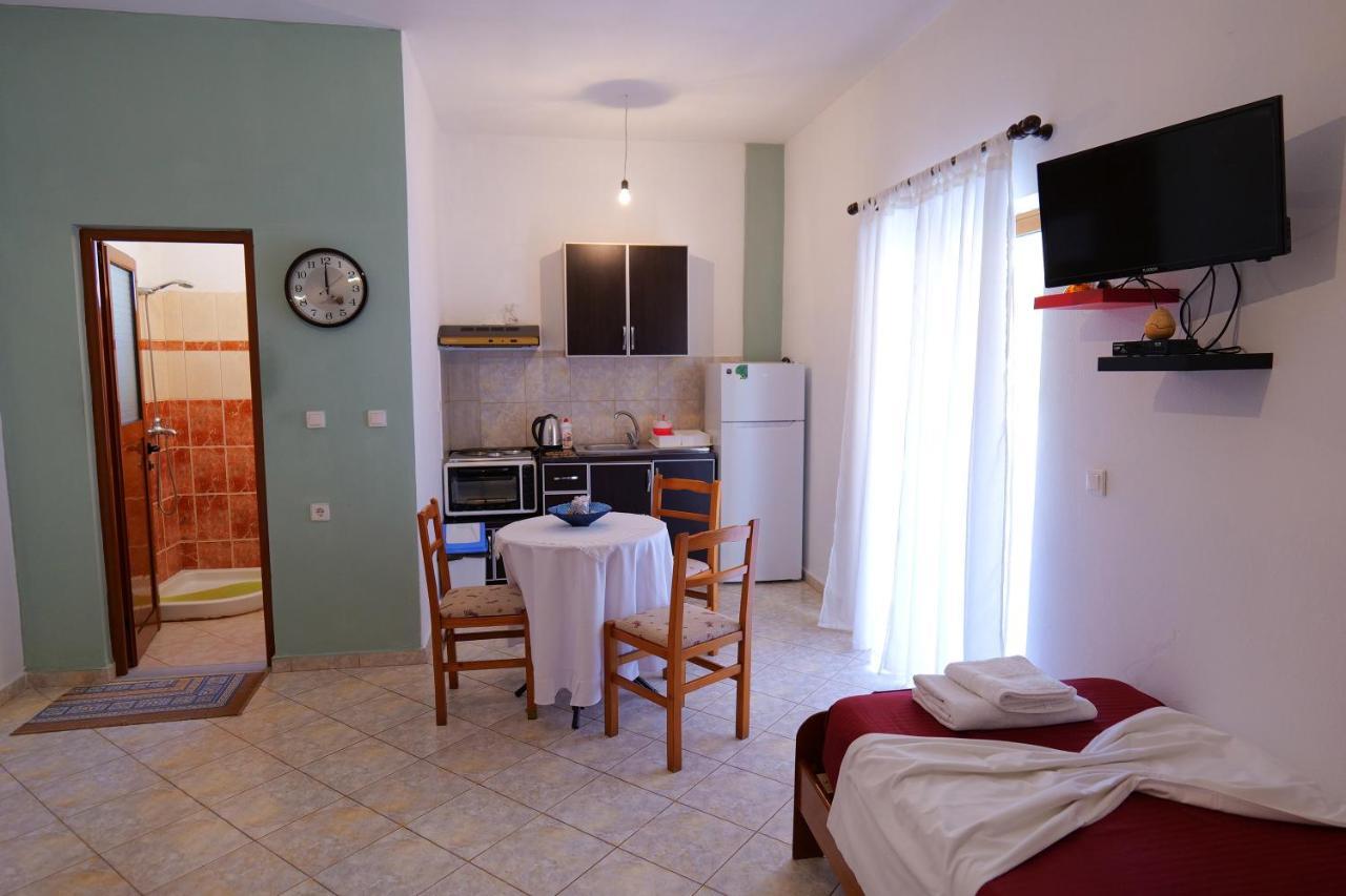 Villa Seventh Heaven Sarandë Exterior foto